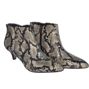 Clarks Linvale Faux Snake Heel Booties Size 8 NEW